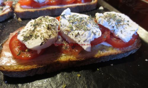 Bruschetta tomates & Mozzarella