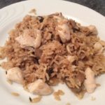 Poêlée de riz au poulet et aux champignons 